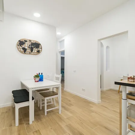 Urban Surf Getaway In Palmas * Las Palmas