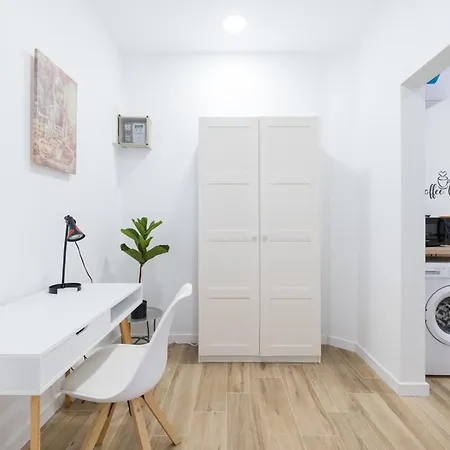Urban Surf Getaway In Palmas * Las Palmas