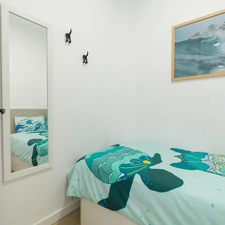 Urban Surf Getaway In Palmas *