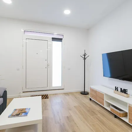 Urban Surf Getaway In Palmas Vakantiehuis *